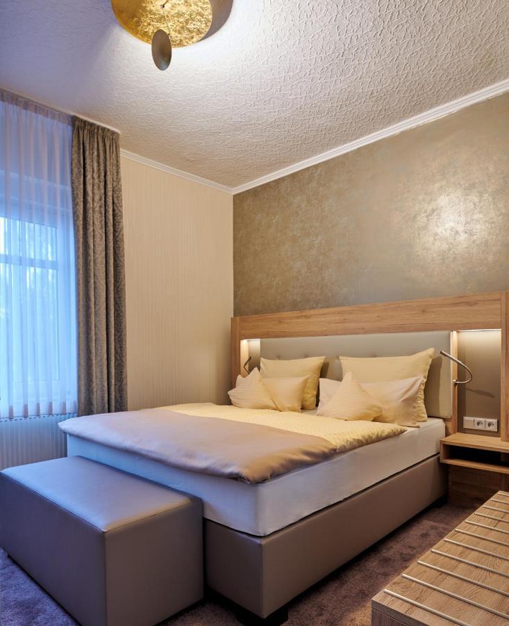 Ambient Hotel Zum Schwan غيلسنكيرشن المظهر الخارجي الصورة