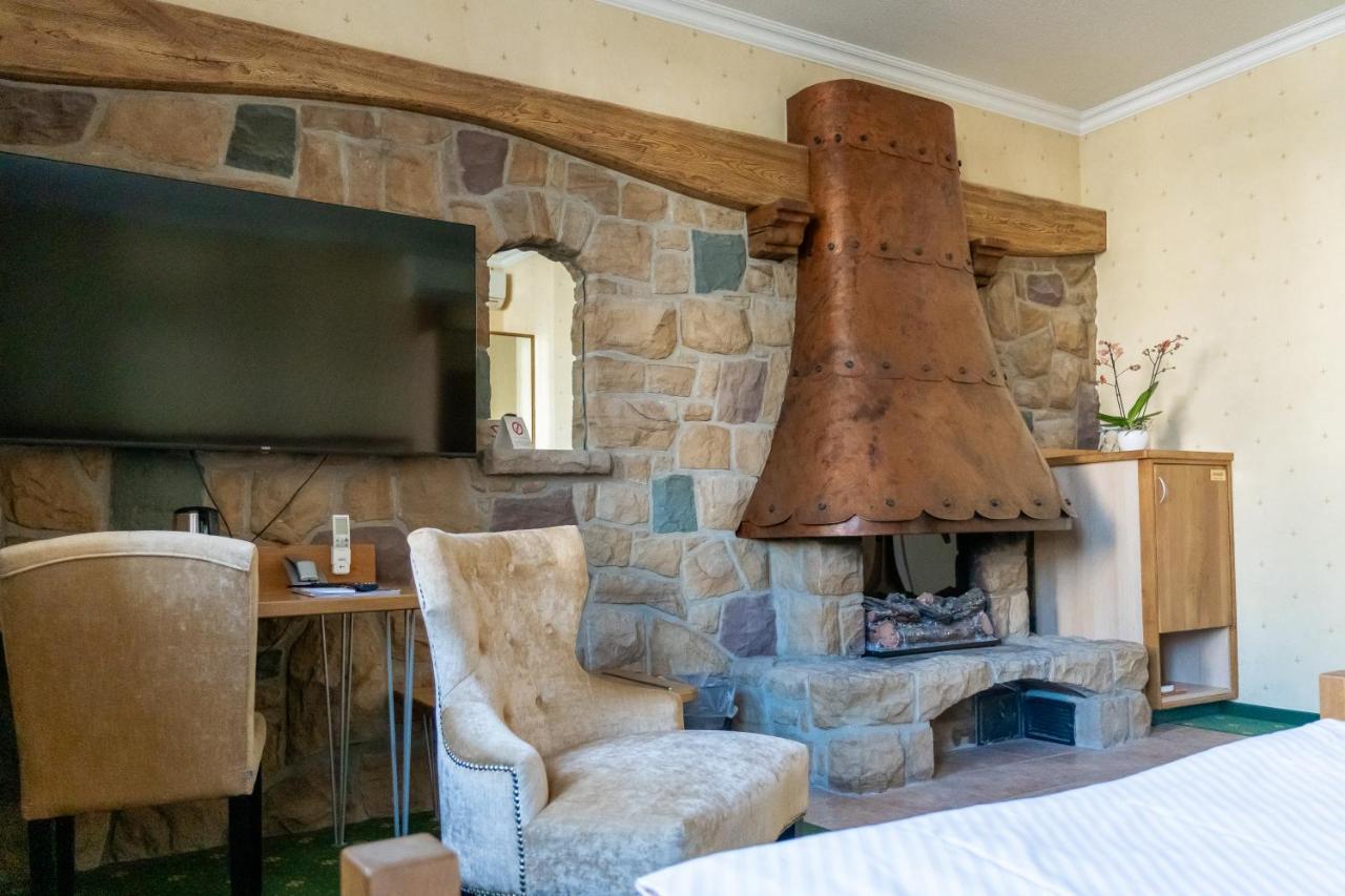 Ambient Hotel Zum Schwan غيلسنكيرشن المظهر الخارجي الصورة