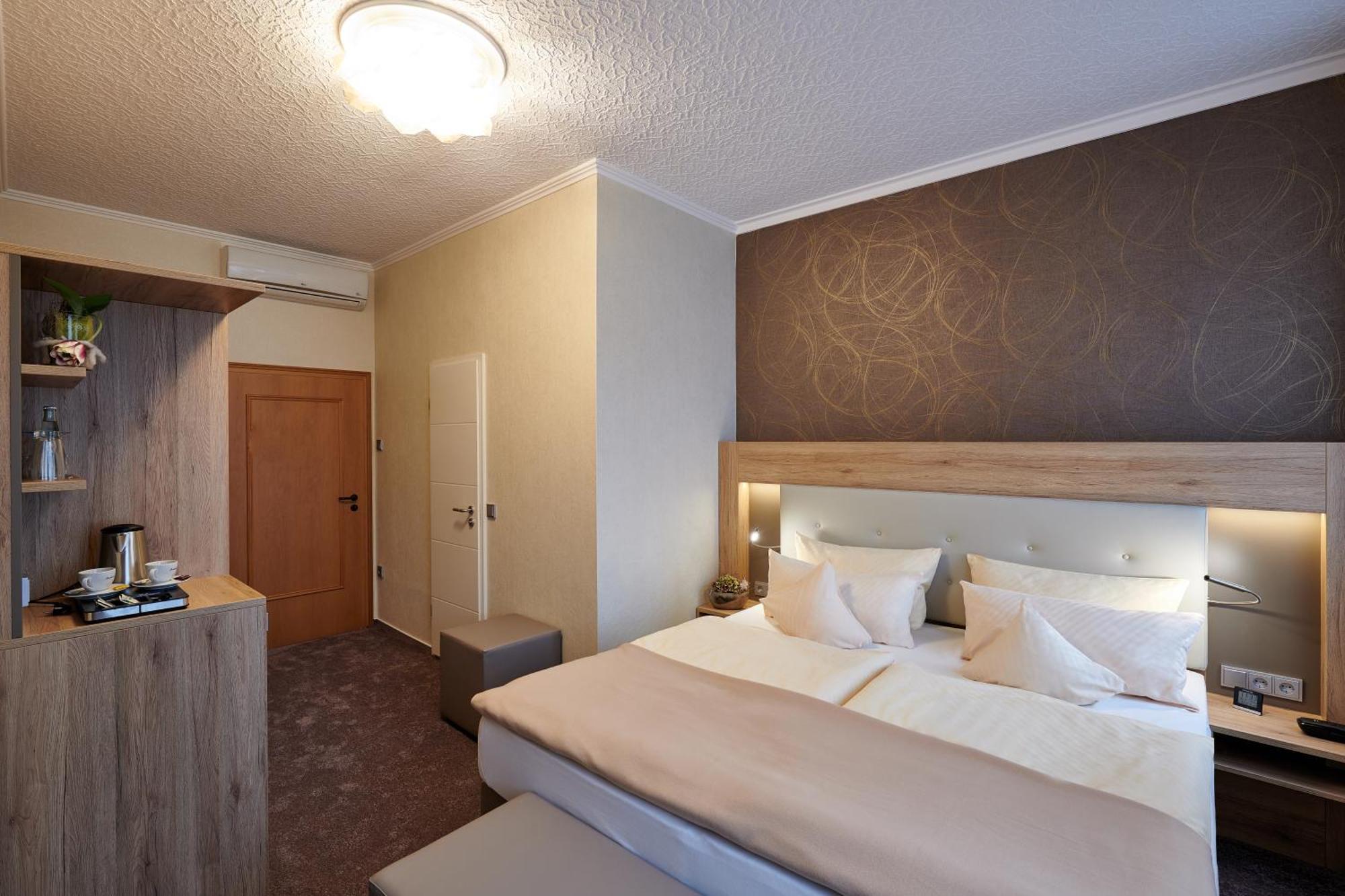 Ambient Hotel Zum Schwan غيلسنكيرشن المظهر الخارجي الصورة