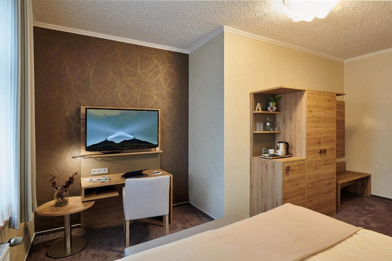 Ambient Hotel Zum Schwan غيلسنكيرشن المظهر الخارجي الصورة